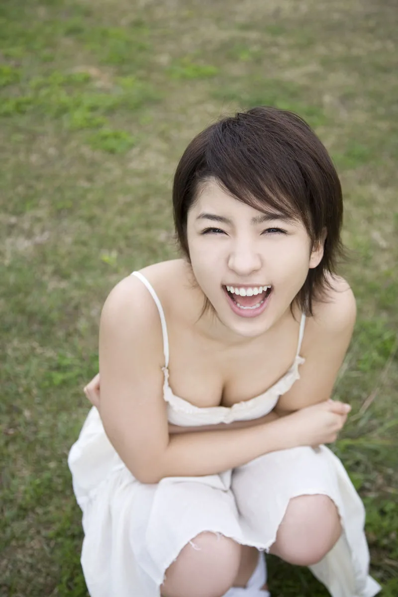 [Mặt trước] Album ảnh "Rương kho báu" của Matsui Erina - 20